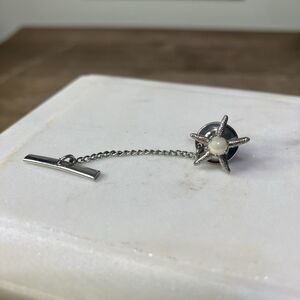 VTG Tie Tack Tie Pin Silver Tone Starfish Pearl Safety Back Beach Vibe Wedding